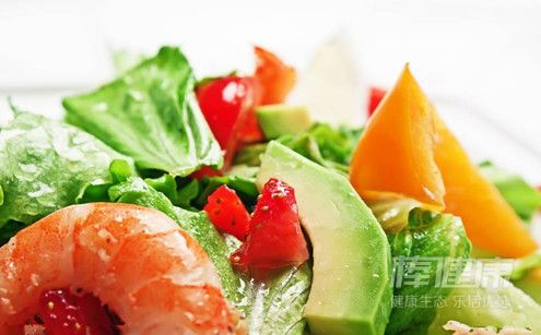 食物搭配禁忌真相，维C虾、菠菜豆腐的科学解析