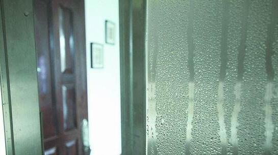 梅雨回南天防潮全攻略，衣柜墙面除湿一站式方案